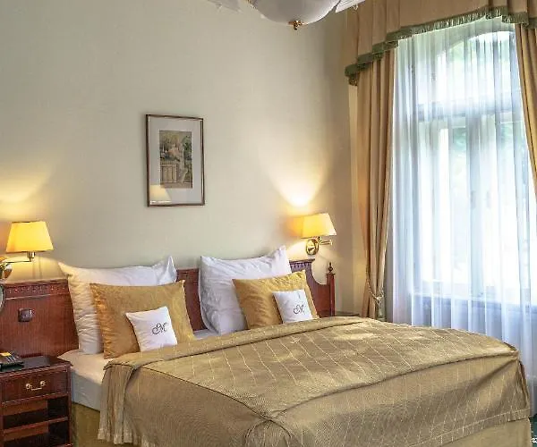 Hotel Mignon